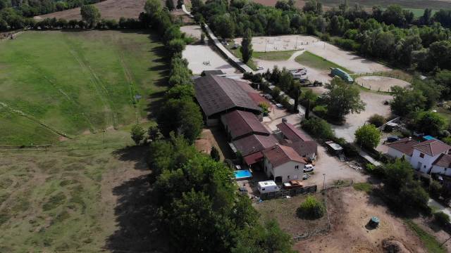 Centro ippico In vendita Is&egrave;re