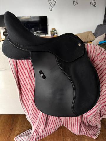 Sella mista Wintec  16.5" - 2025
