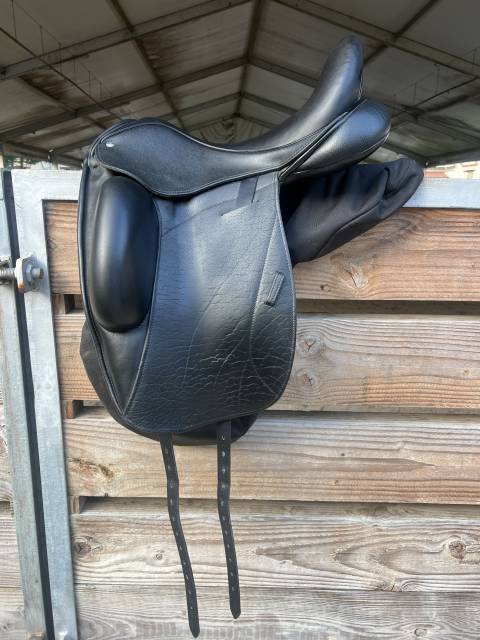 Sella da dressage  custom Icon Star 17.5" - 2020