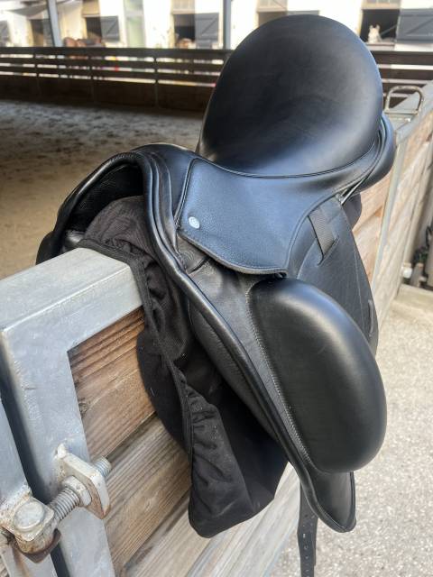Sella da dressage  custom Icon Star 17.5" - 2020