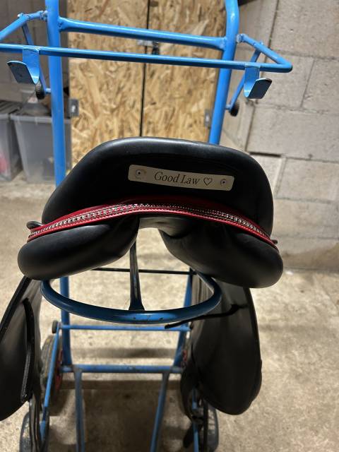 Sella da salto ostacoli Time Rider  17.5" - 2019