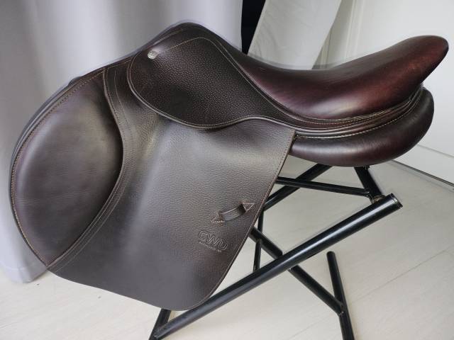 Sella da salto ostacoli CWD  17.5" - 2021