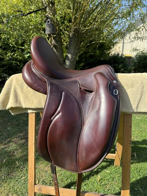 Sella da dressage Devoucoux  17.5" - 2017