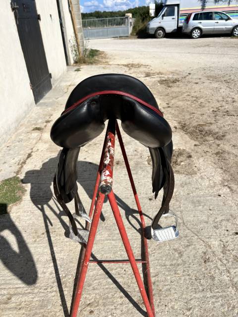 Sella da salto ostacoli Devoucoux  18" - 2019