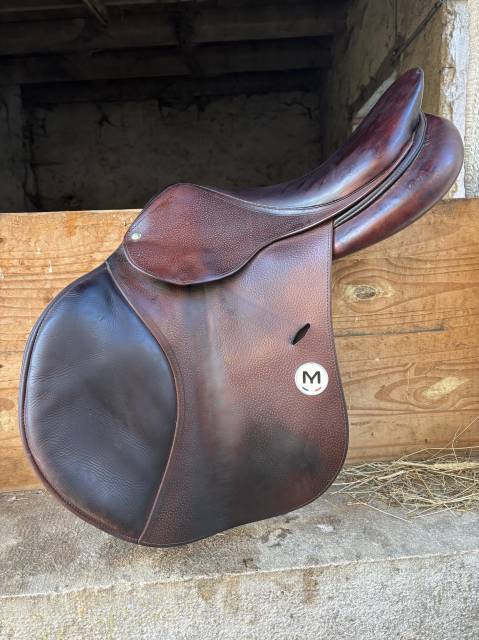 Sella da salto ostacoli Meyer  17.5" - 2018