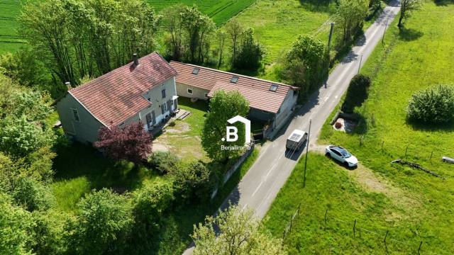 Proprietà equestre In vendita Isère