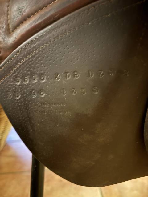 Sella da salto ostacoli CWD  17.5" - 2006