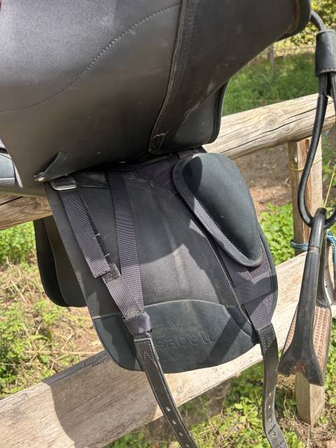 Sella da dressage Bates  17" - 2021
