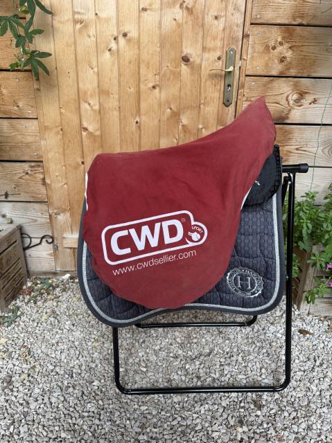 Sella da salto ostacoli CWD  17" - 2006