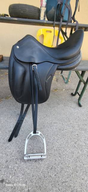 Sella da dressage CWD  17.5" - 2008