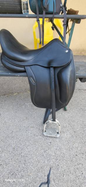Sella da dressage CWD  17.5" - 2008
