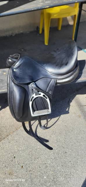 Sella da dressage CWD  17.5" - 2008