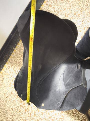 Sella da dressage Wintec  17" - 2021