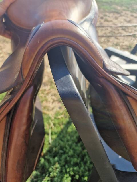 Sella da salto ostacoli CWD  18" - 2009