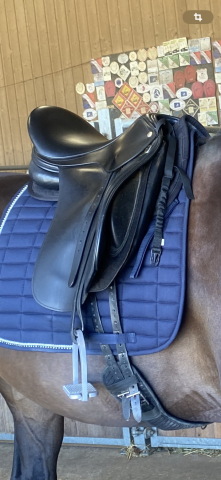 Sella da dressage Keith Bryan Santis 17.5" - 2023