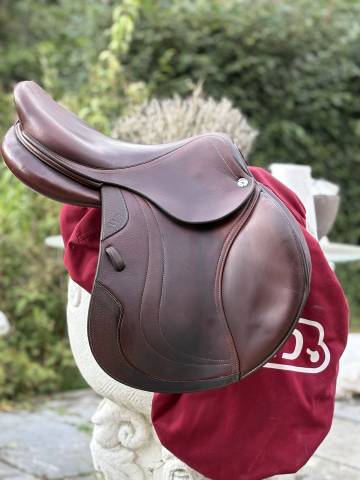 Sella da salto ostacoli CWD  17" - 2019