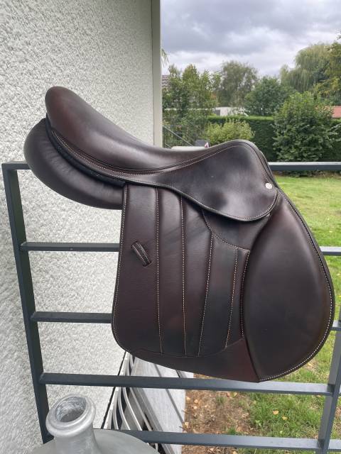 Sella da salto ostacoli Forestier  17.5" - 2022