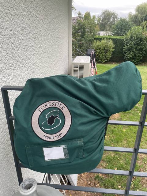 Sella da salto ostacoli Forestier  17.5" - 2022