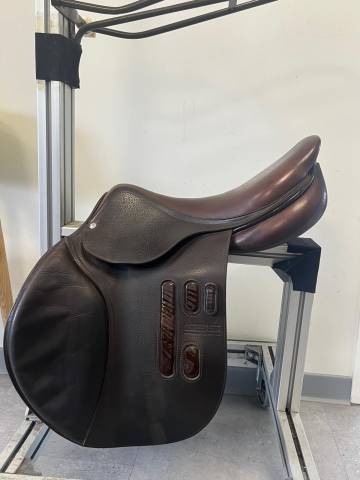 Sella da salto ostacoli GBS  17.5" - 2023