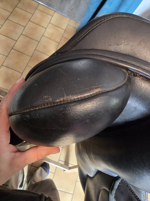 Sella da salto ostacoli Thorowgood  T4 Jump 17" - 2013