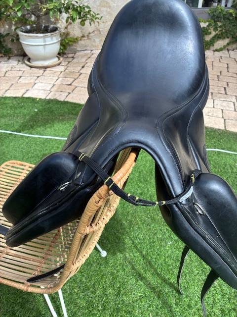 Sella da dressage Forestier  17.5" - 2021