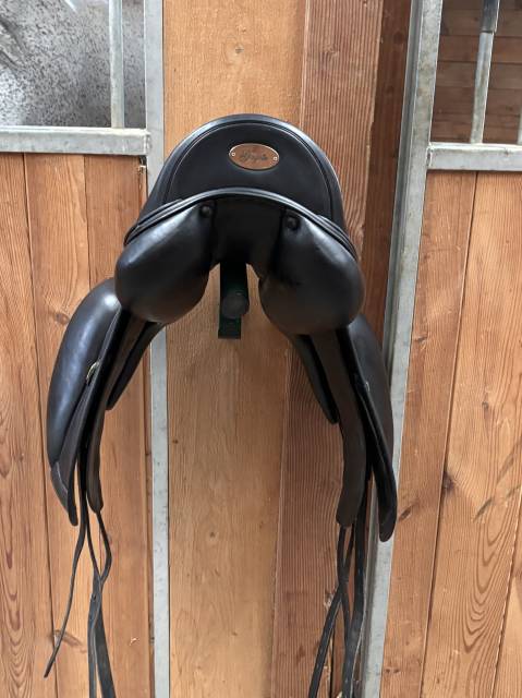 Sella da dressage Amerigo  17" - 2021