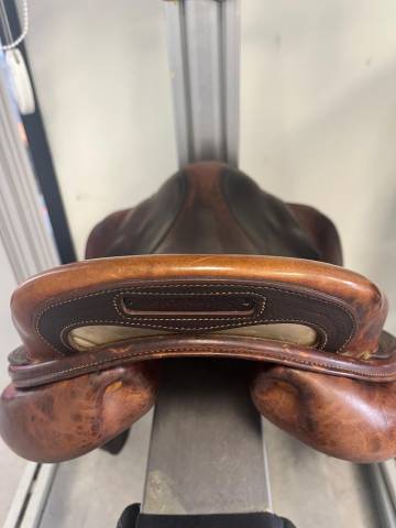 Sella da salto ostacoli Delgrange  17.5" - 2017