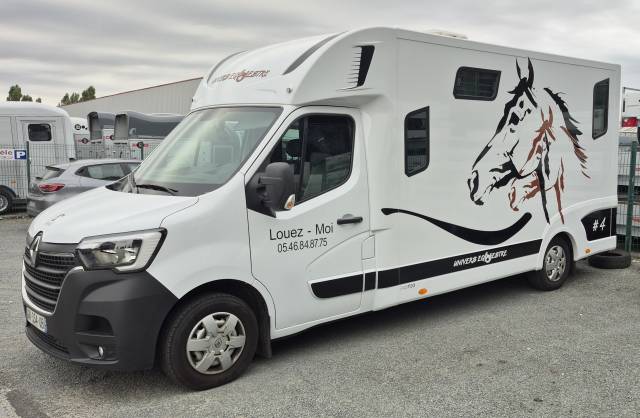 Van per Cavalli Renault  2022 Occasione
