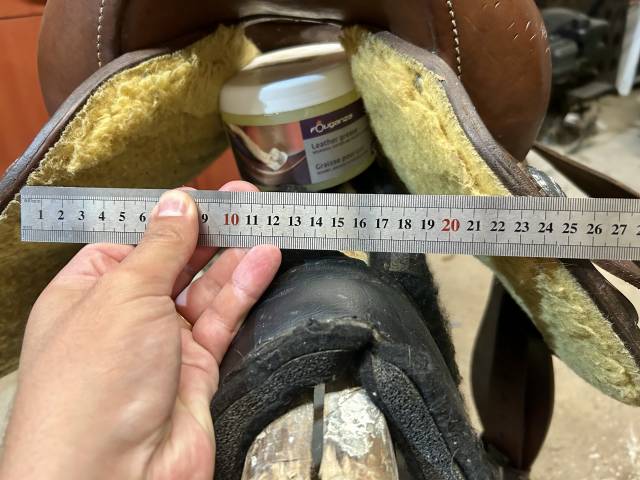 Sella western Pool's 1020 WIDE 16" - 2010