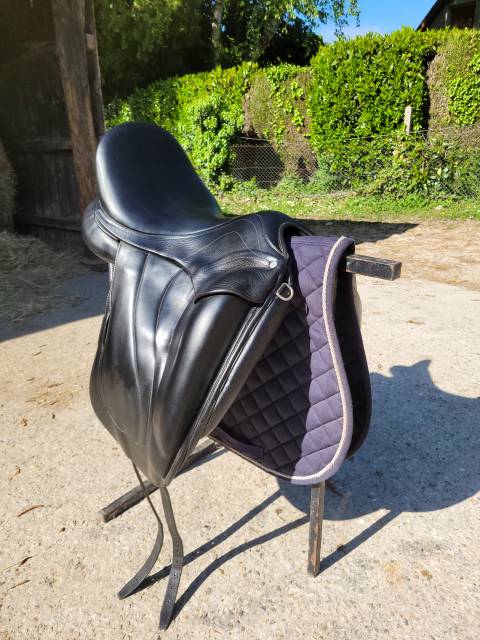 Sella da dressage Antarès  18" - 2014