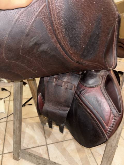 Sella da salto ostacoli CWD  17.5" - 2013