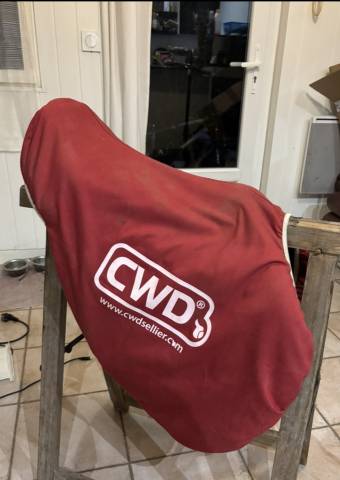 Sella da salto ostacoli CWD  17.5" - 2013