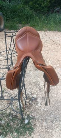 Sella da dressage Zaldi  17.5" - 2020