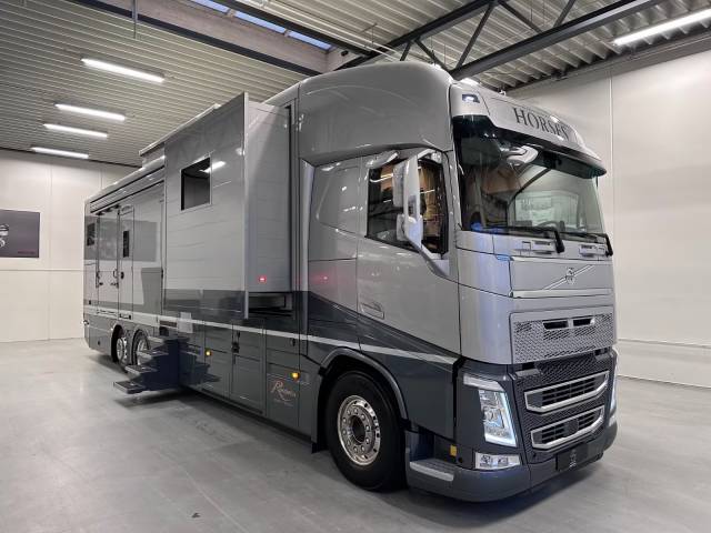 Camion per Cavalli Altra marca VOLVO 0 Occasione