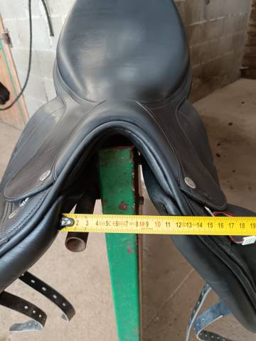 Sella da dressage Equipe  18" - 2011