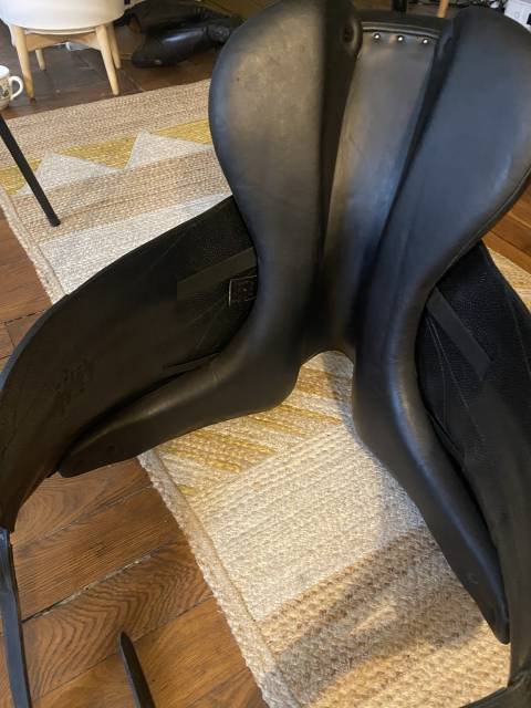 Sella da dressage Forestier  17.5" - 2023