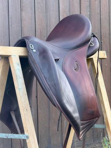 Sella da endurance Devoucoux  17.5" - 2022