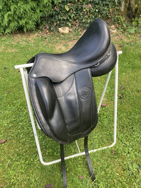 Sella da dressage Forestier  17.5" - 2021