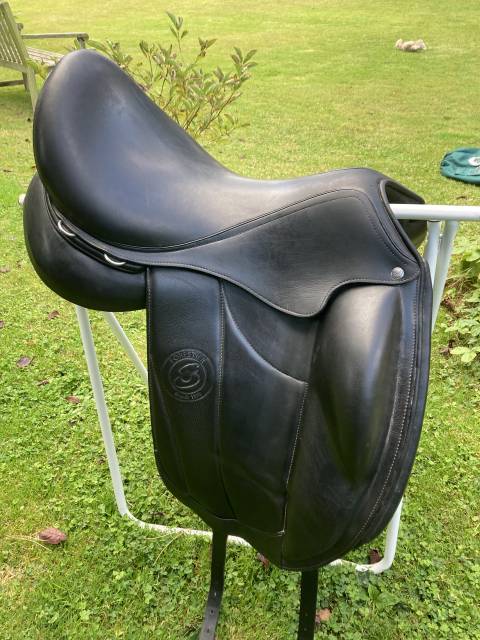Sella da dressage Forestier  17.5" - 2021