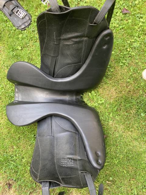 Sella da dressage Forestier  17.5" - 2021