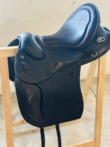 Sella da trekking Prestige Italia Atena Flaps 17" - 2020