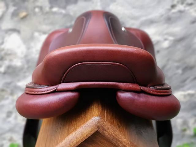 Sella da salto ostacoli CWD  17" - 2022