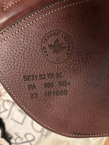 Sella da salto ostacoli CWD  17.5" - 2023