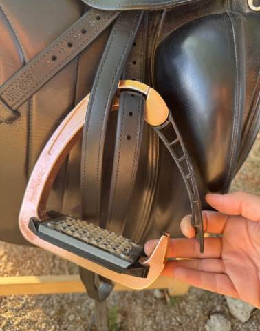 Sella da dressage Equipe  17.5" - 2022