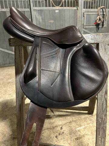 Sella da salto ostacoli Arion Cross 17.5" - 2024