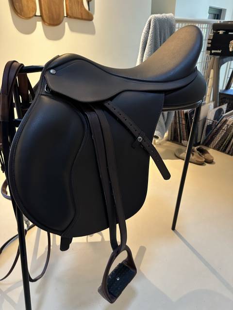 Sella mista Wintec 500 mixte  16.5" - 2023