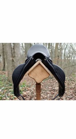 Sella da dressage CWD SE08 18" - 2020