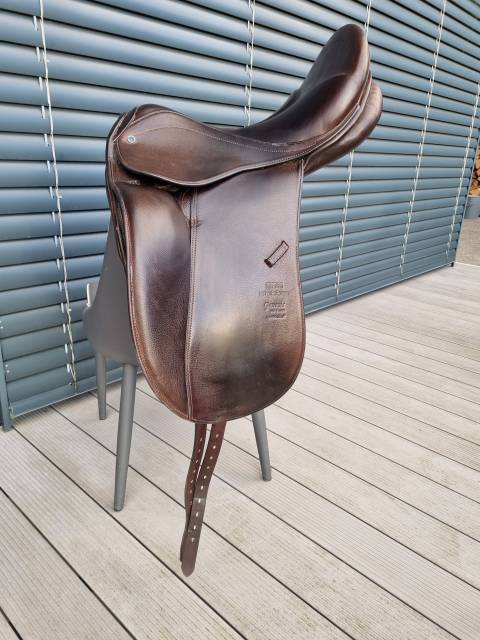 Sella da dressage Stubben  17.5" - 2018