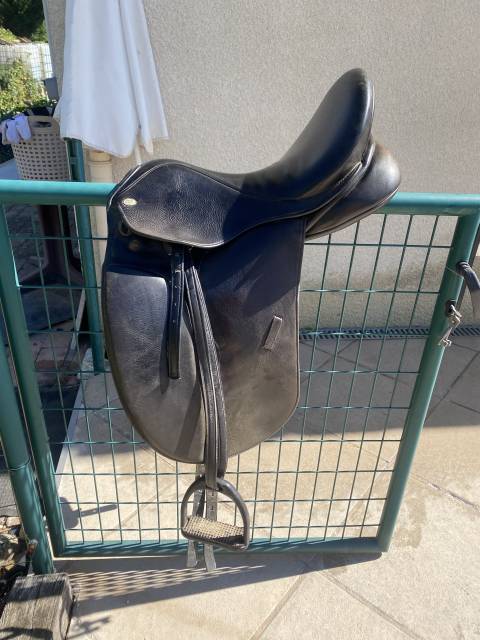 Sella da dressage Eric Thomas  17.5" - 2019