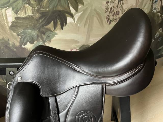 Sella da dressage Forestier  17.5" - 2022